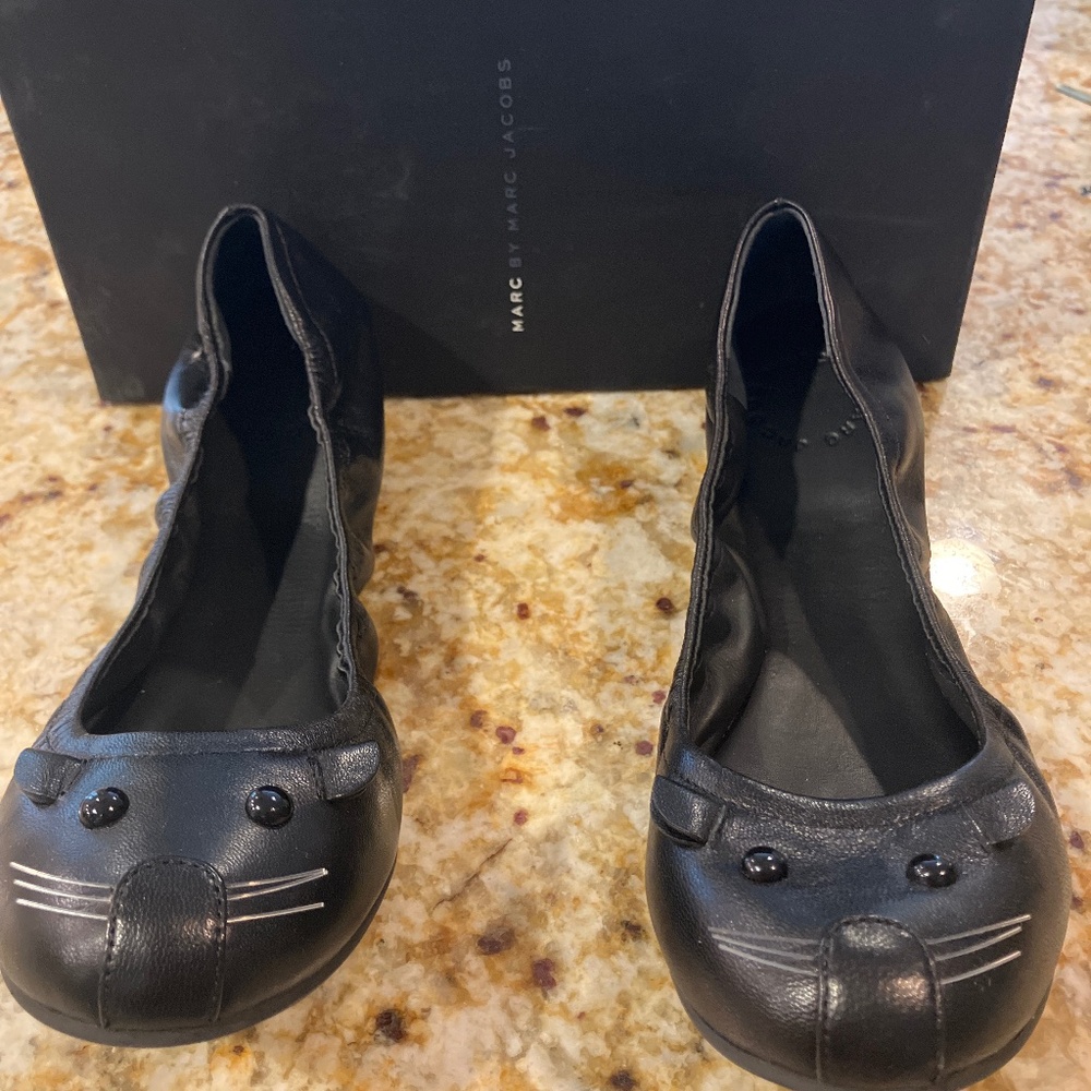 Marc by Marc Jacob’s black leather mouse ballet flats
